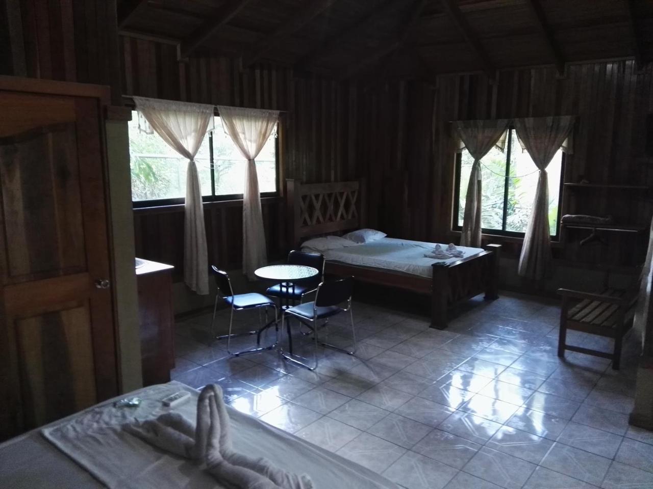 Hotel Rancho Las Cabanas Guápiles Exteriér fotografie